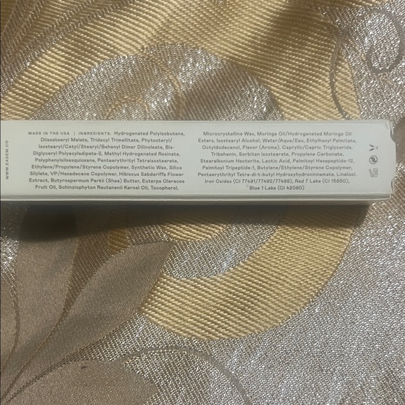 NIB EADEM Le Chouchou Lip Softning Balm- Bobo Bounce - Picture 2 of 6